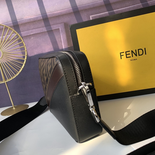 スーパーコピーブランドバッグ内部構造